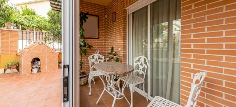 Adding Porch Enclosures To Your Home in Hunters Creek, FL