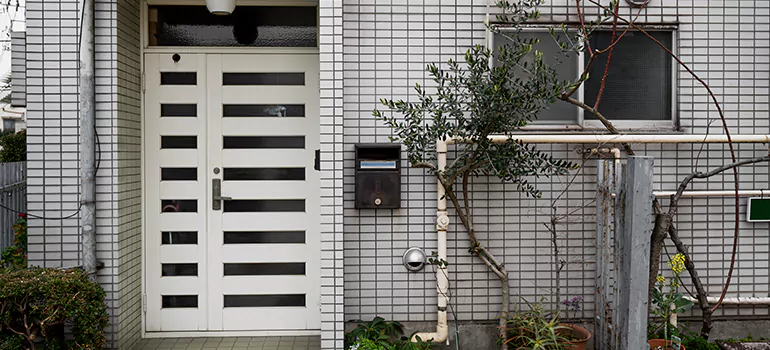 Custom Louvre Doors in Hunters Creek, FL